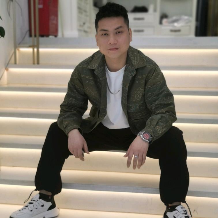 德江.步行街G.S男装.杨帅