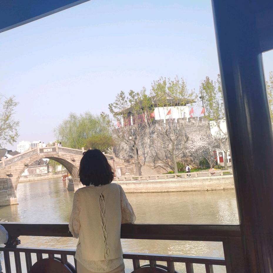 柳林燎原一楼荔枝美学