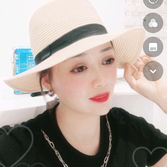 九江芳芳轻奢女装