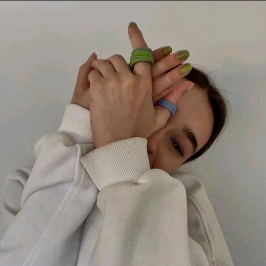小艾 同学👩🎓