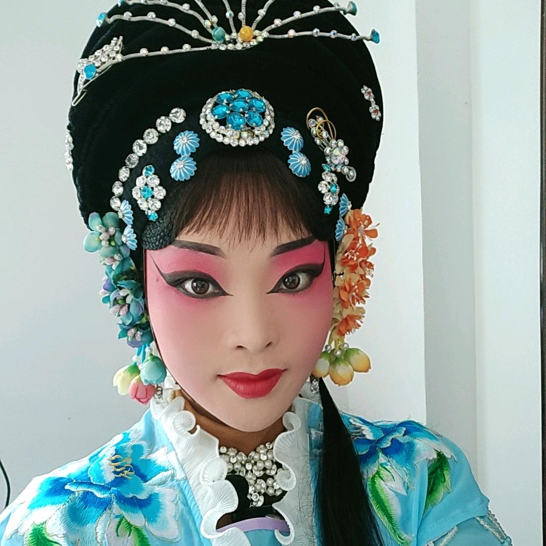 赣剧红儿