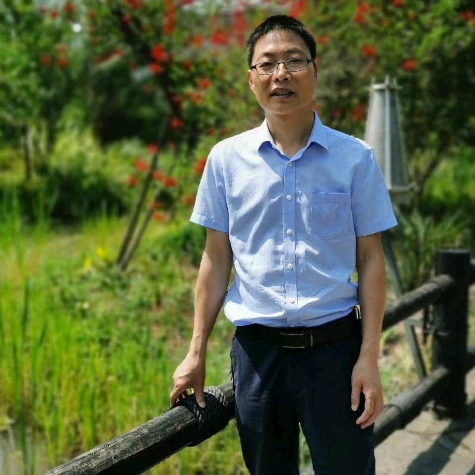 川邦家.邱哥探房
