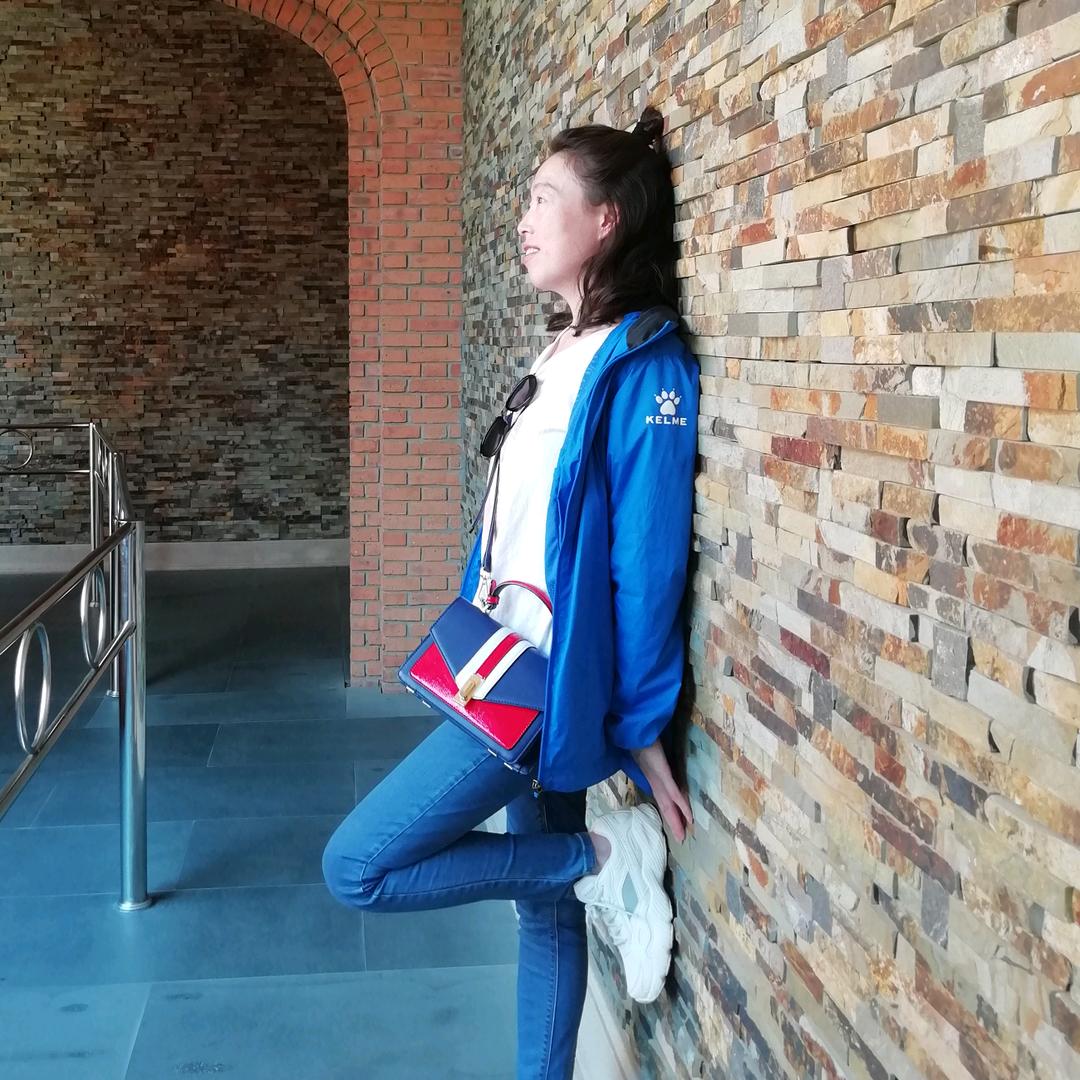 百龙天梯‘祥源旅游’李琍