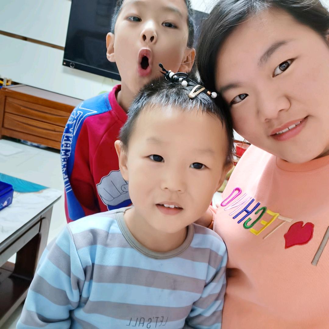 华星新区西边 汉森大药房