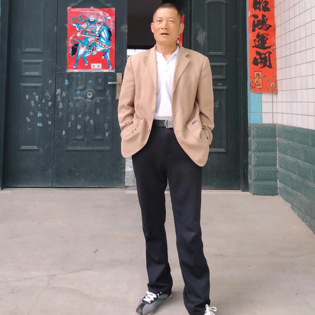 活出高姿态