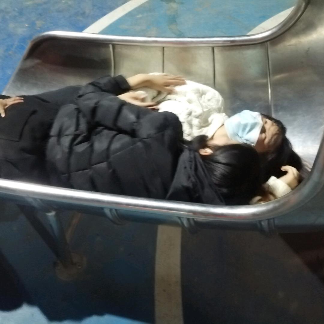 哭🔪笑不得、1:、丶1′、、、: