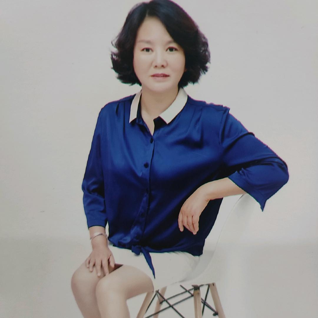 薇薇烫染造型