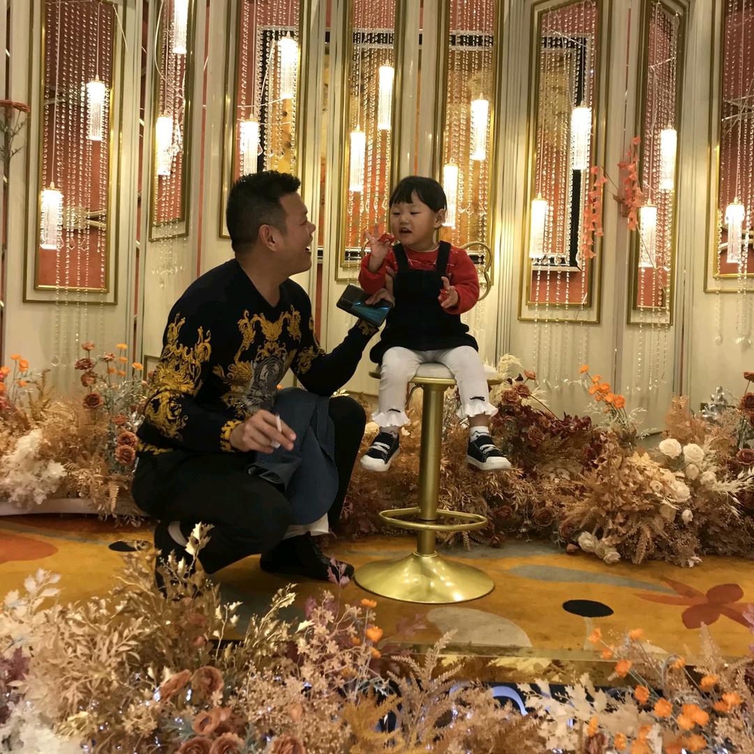 凯哥（广安人在重庆）