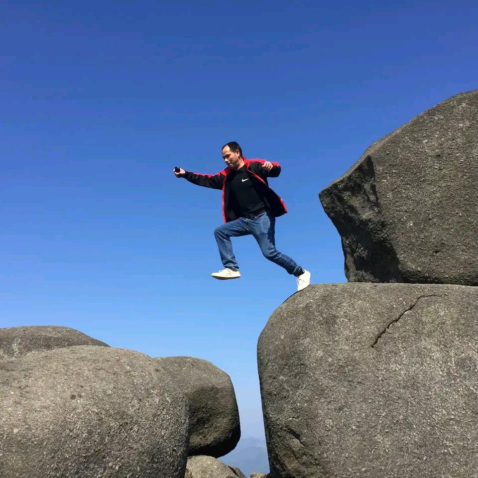 山水之间飞翔