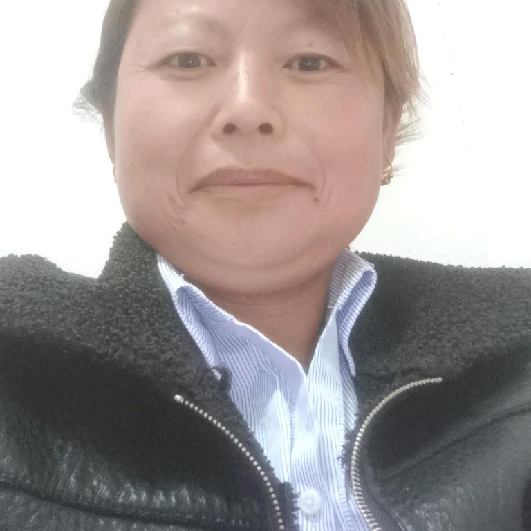 朱彩红，红娘心累