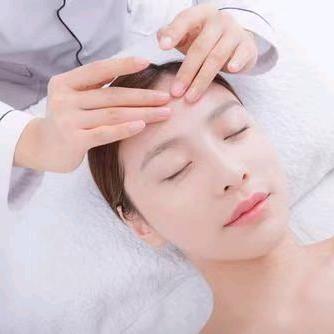 普缇娜眉毛姑娘美学