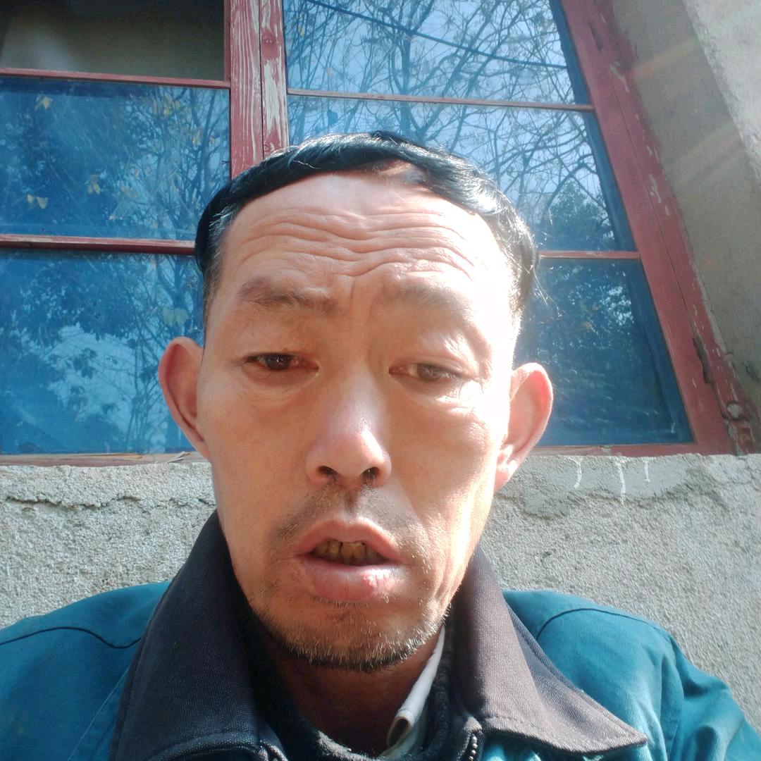 李
