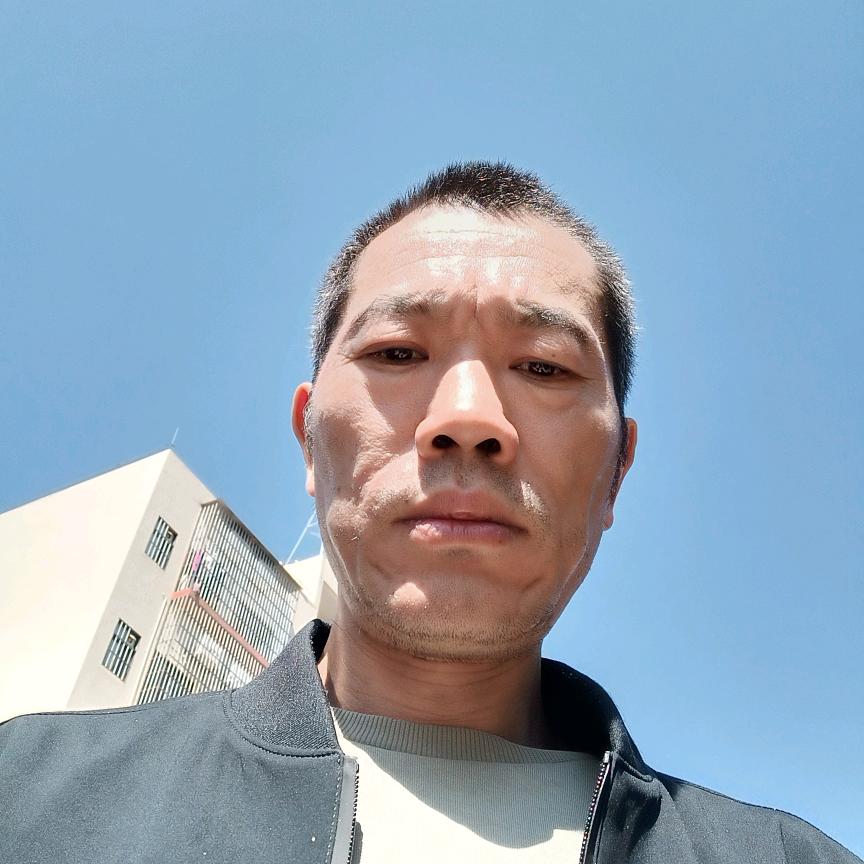 覃哥