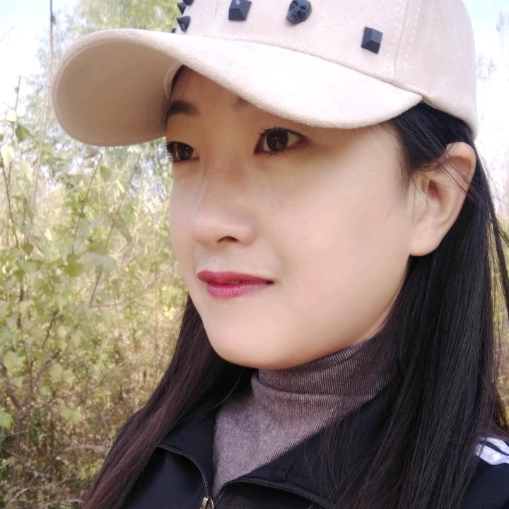 八月✔