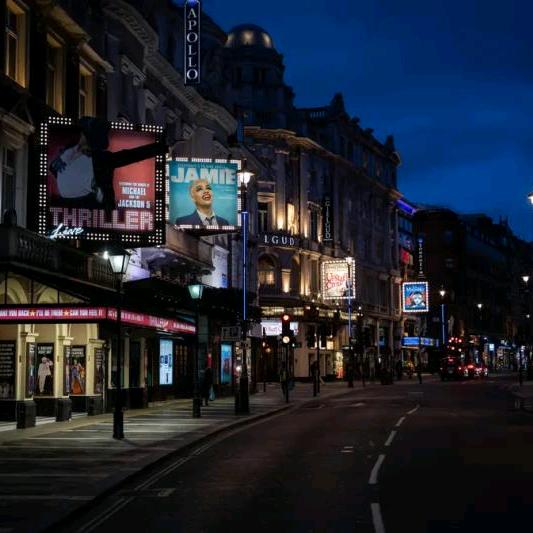 南墙已垮 醉酒策马