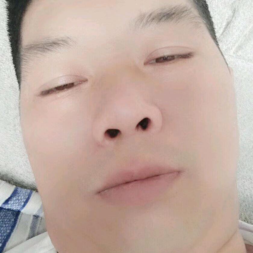 余茂飞