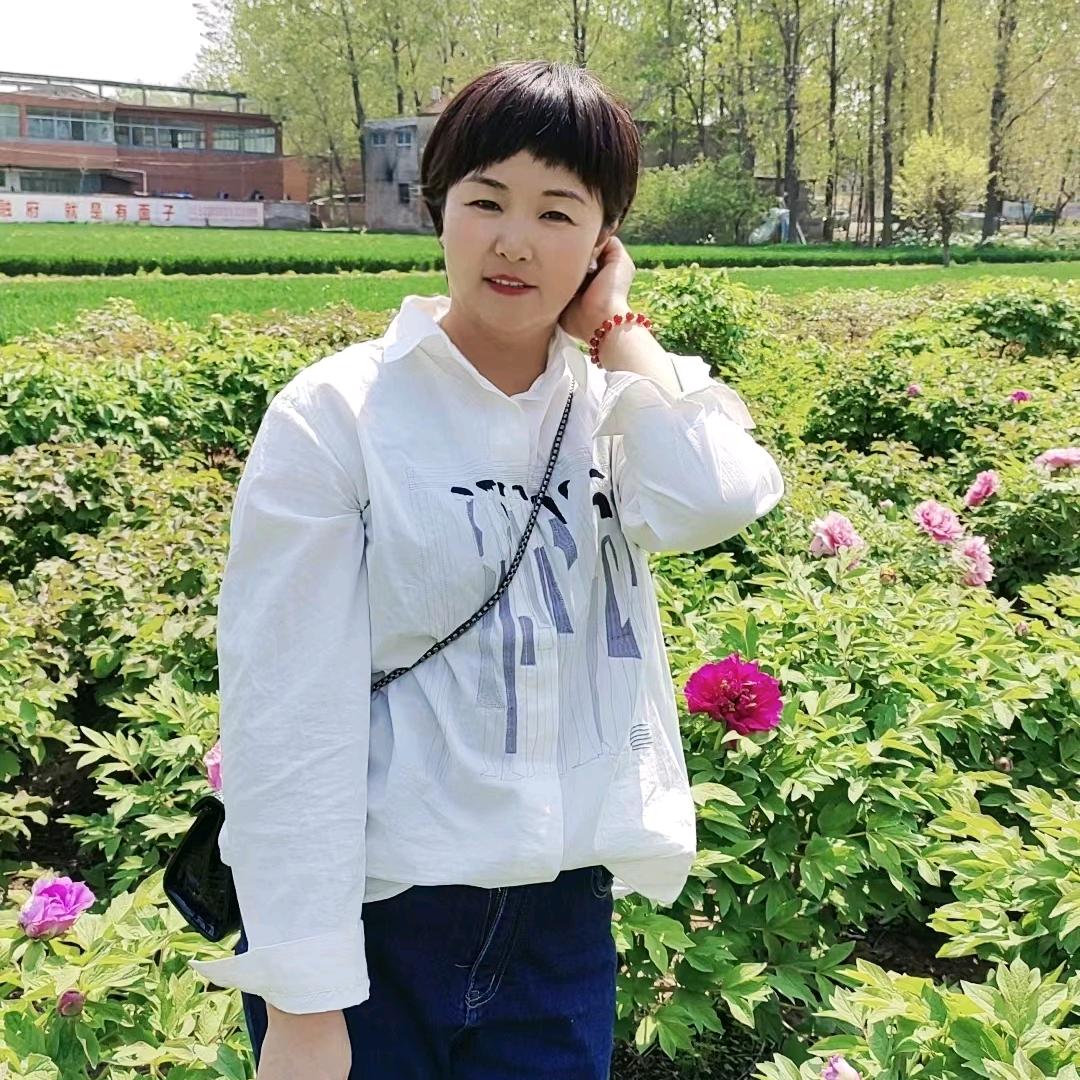 卖白水泥石子的老罗