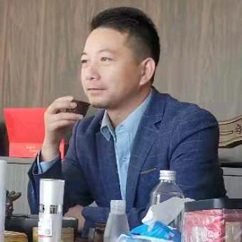 化妆品杨厂长