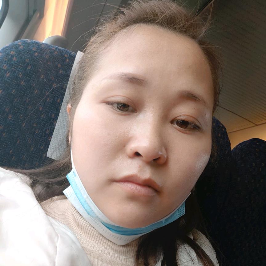 其英