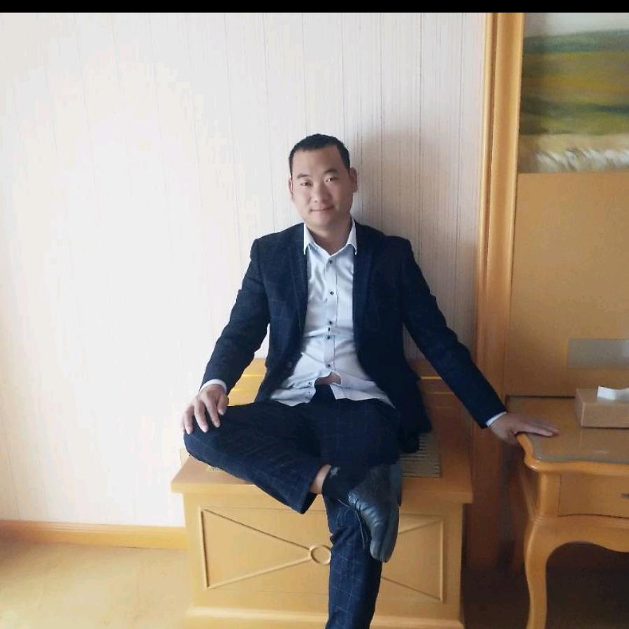 从头在来80后小包头，贵州建筑工程队