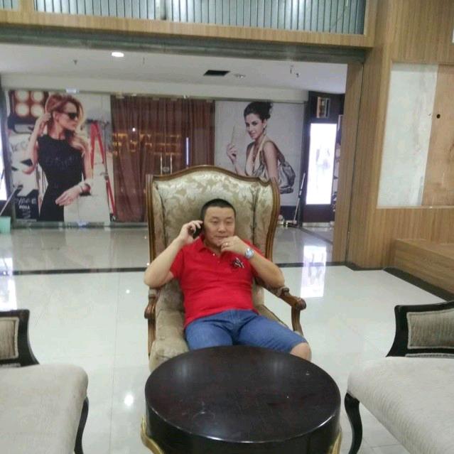 思味特烘焙.春蕾驾校教练