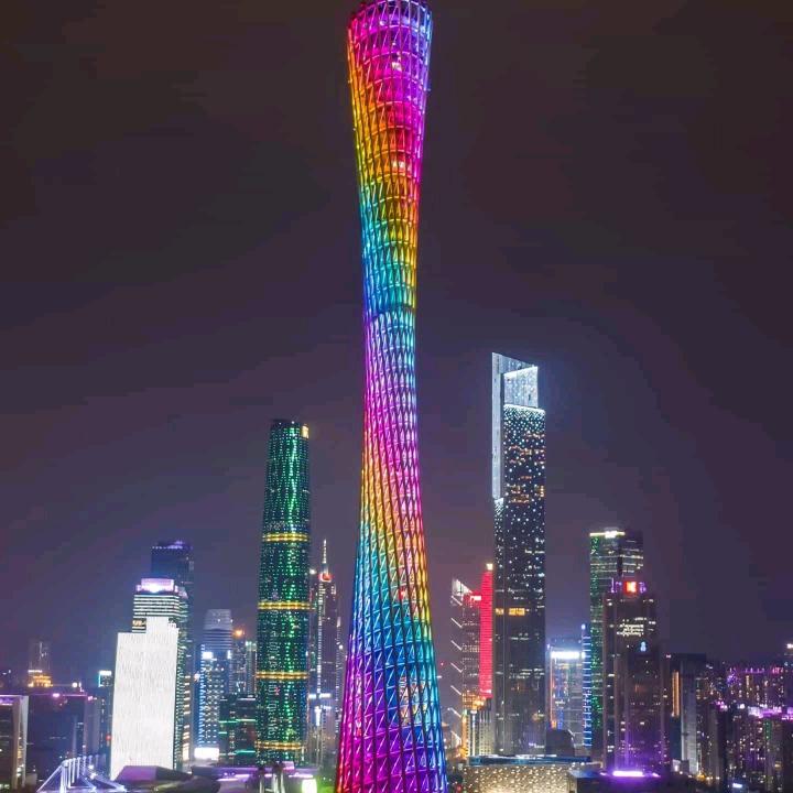 月朦胧，鸟朦胧