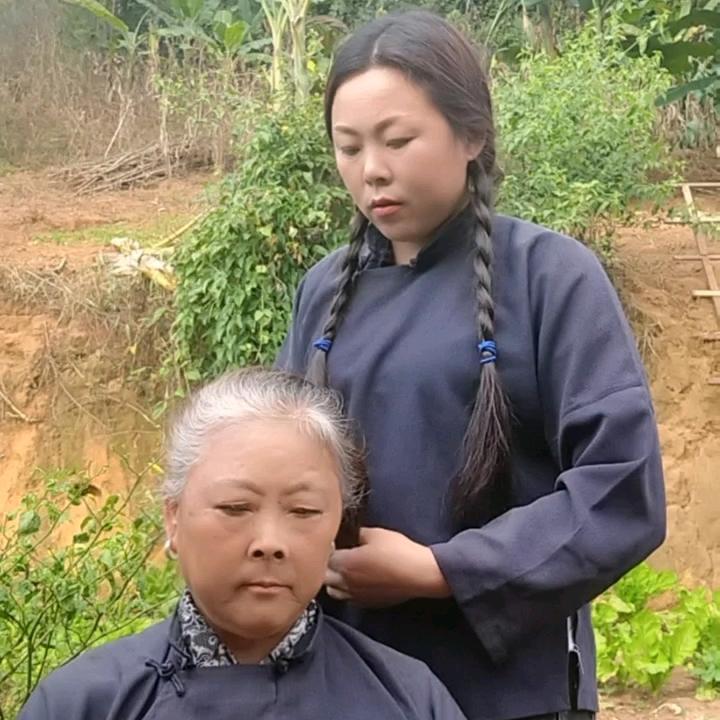 二姐