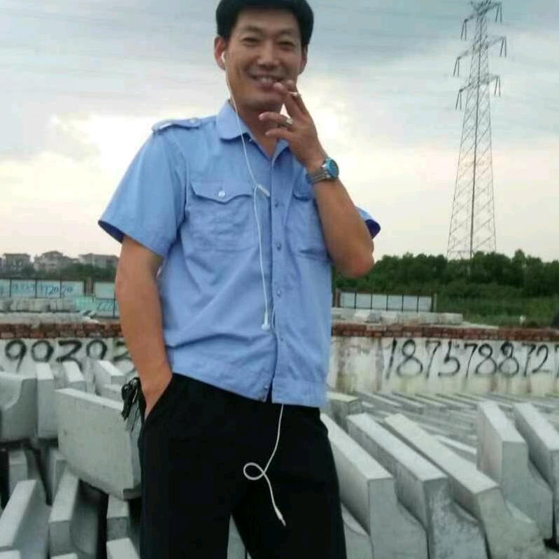 真爱一生。郭小龙。