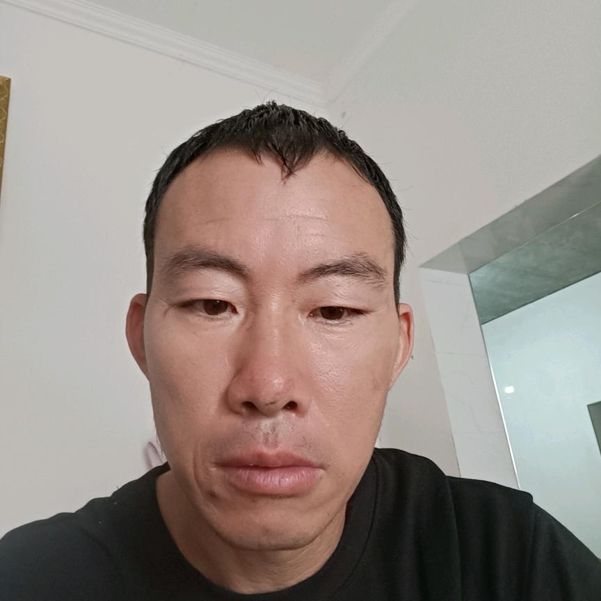 彬彬:{在抗癌中:)}