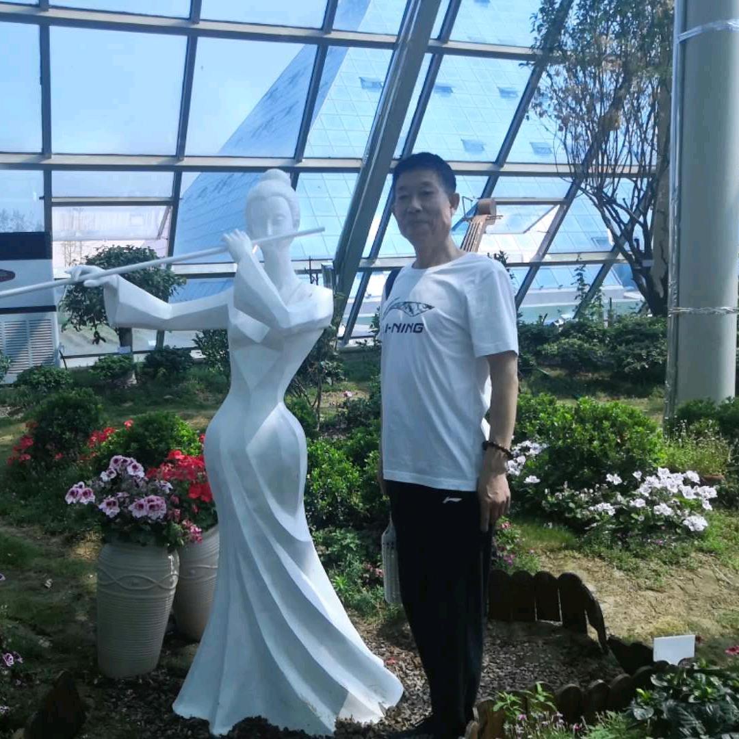 弹指一挥春