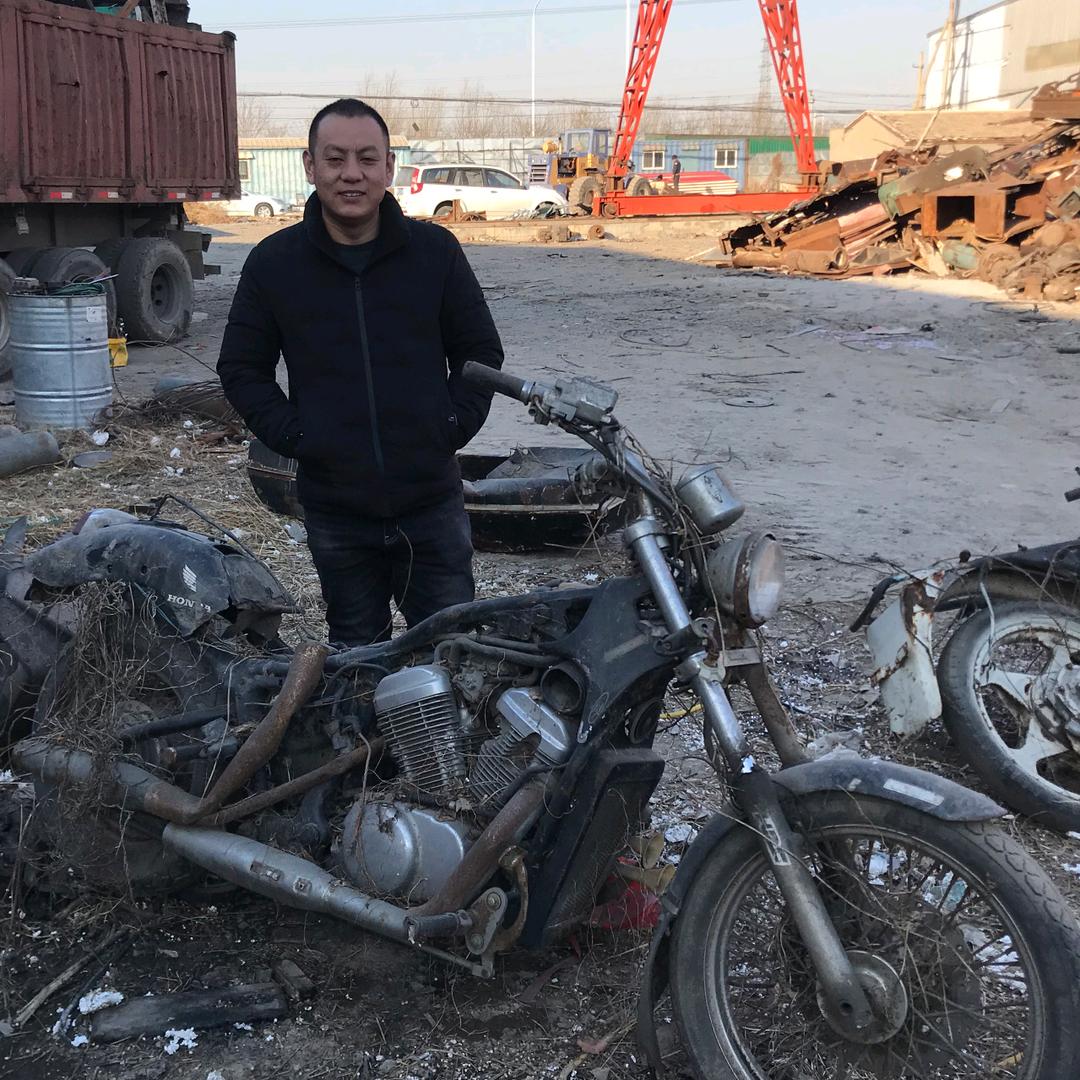 爱吃面包的二叔