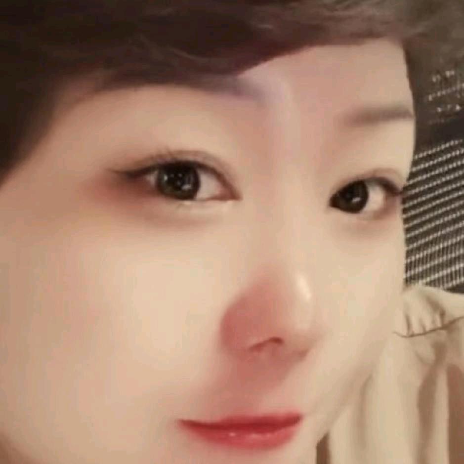 谈笑有鸿儒