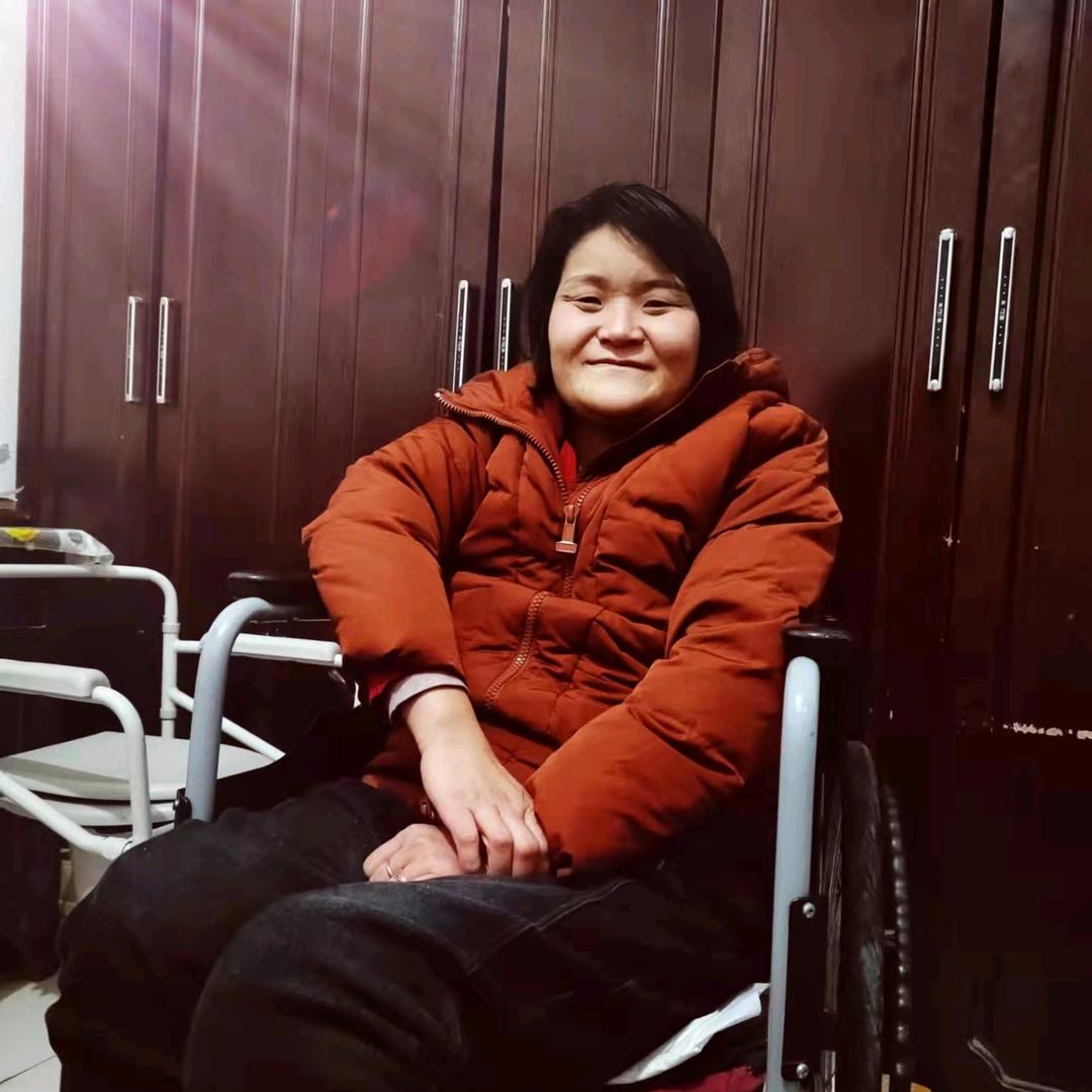 轮椅张娟