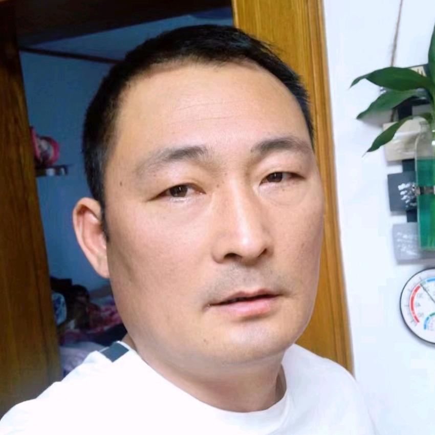 茂哥旧衣服旧金属旧家电书报黄纸矿泉水壶