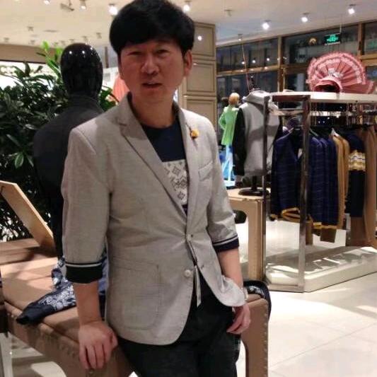 暴雨浇阳