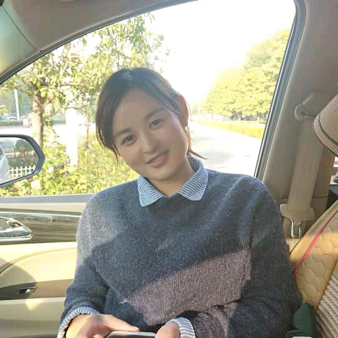 淡然微笑✨
