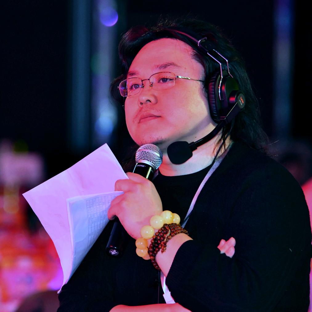 鲲吉导演