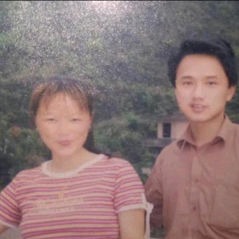 80后的两兄妹💑