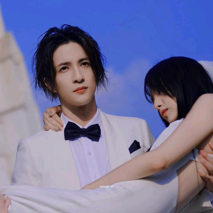 小源不爱笑