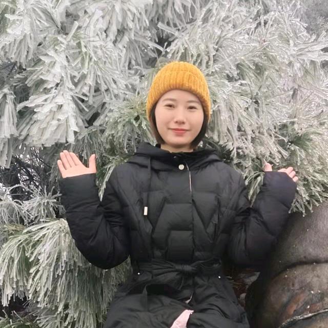 请叫我双眼皮小姐姐✨✨🍓🍓🍓