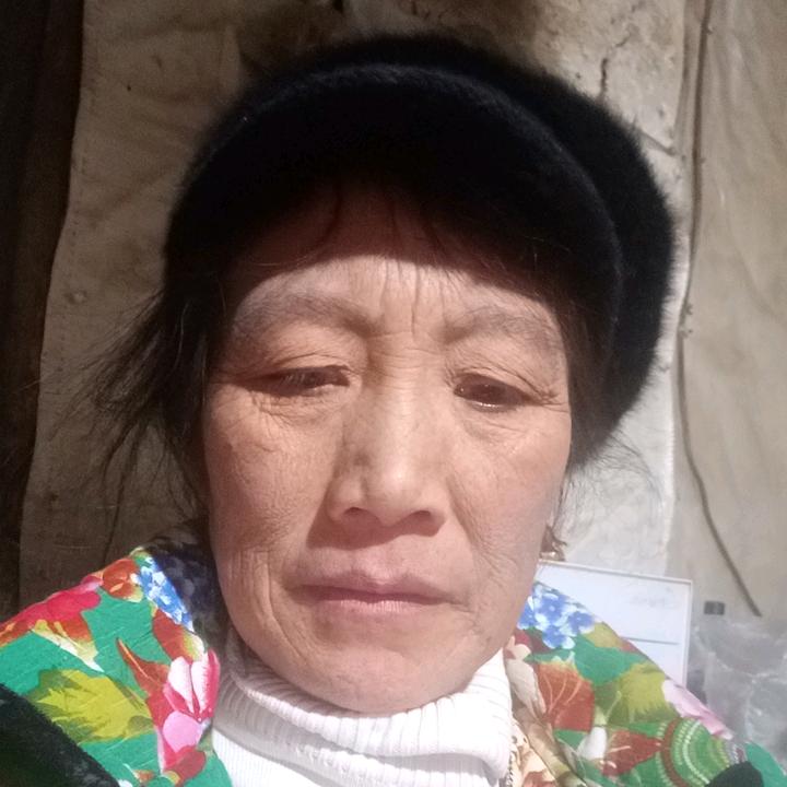 再累也要开心微笑 、、