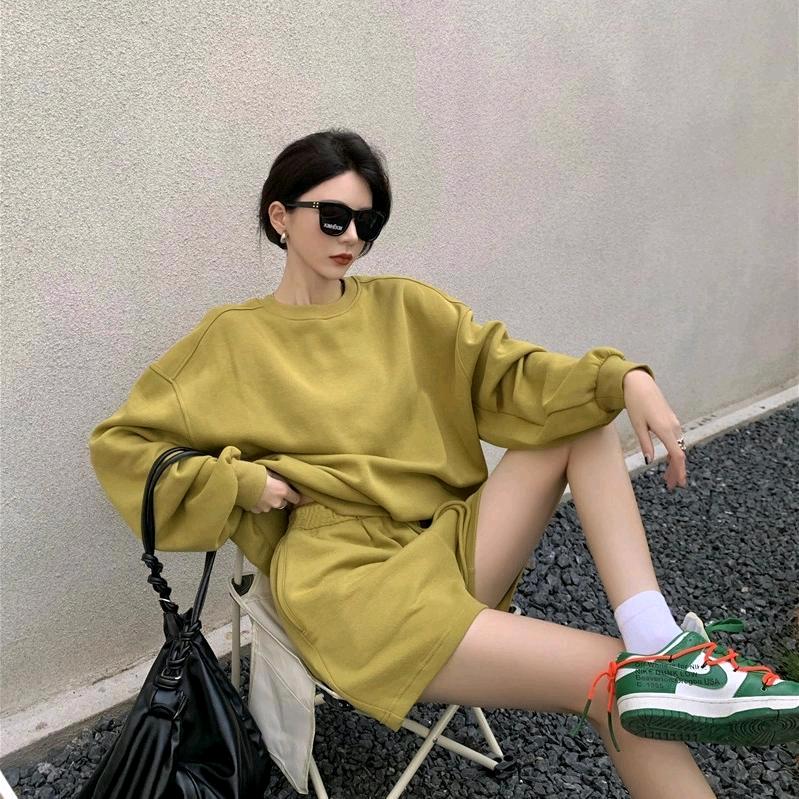 .我不看月亮🌙☀️