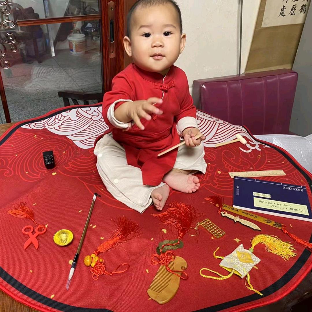 江浙沪三宝嘟淇昕妈妈