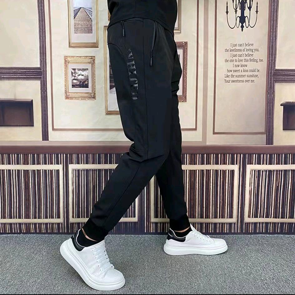阡陌服装店