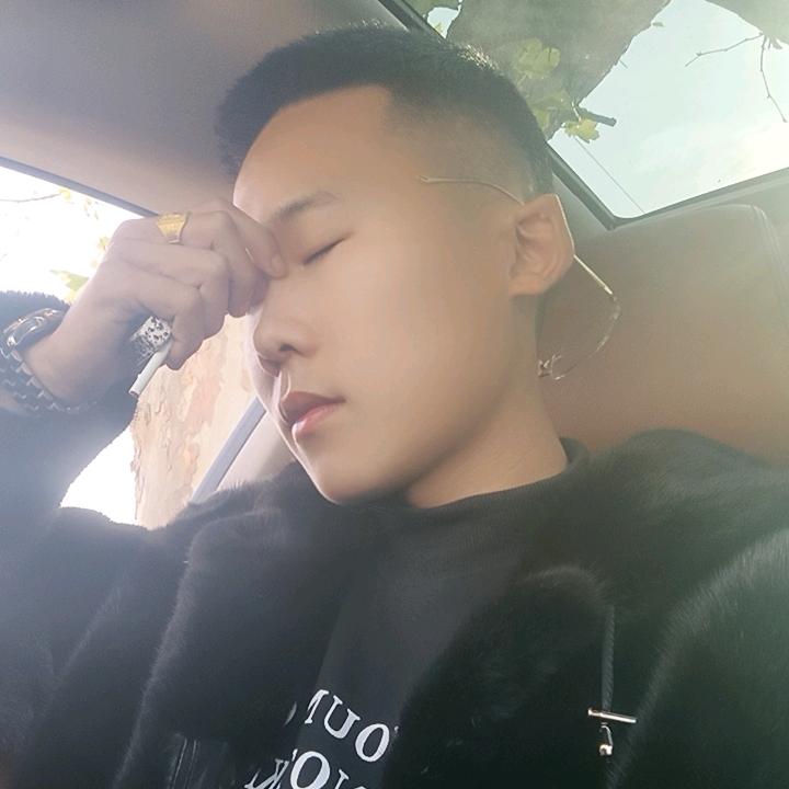 尐斌
