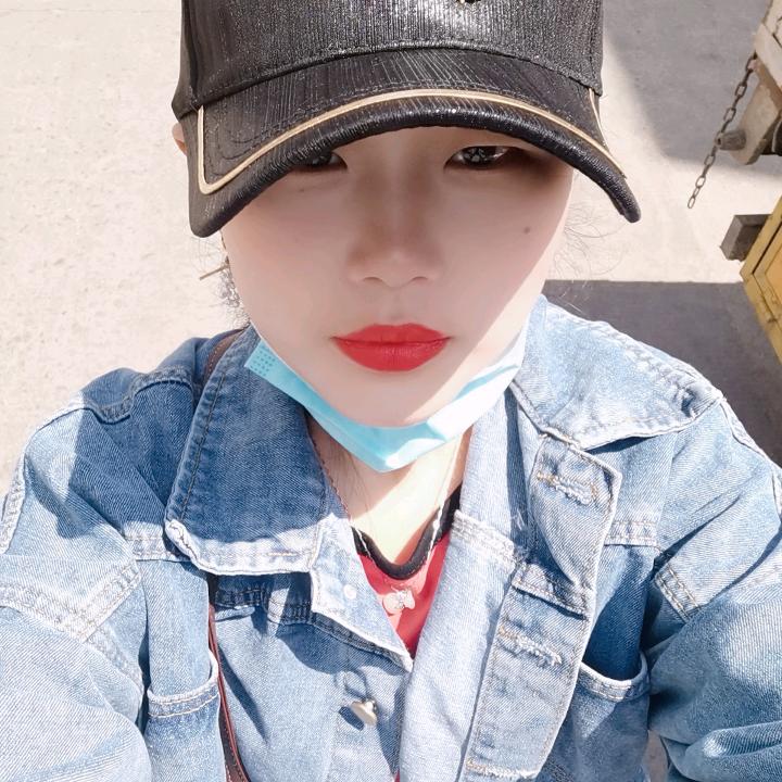 落在眉间de轻吻