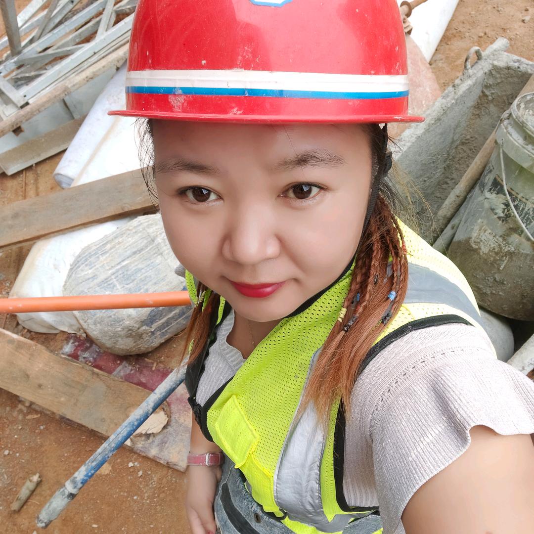 工地胖妹