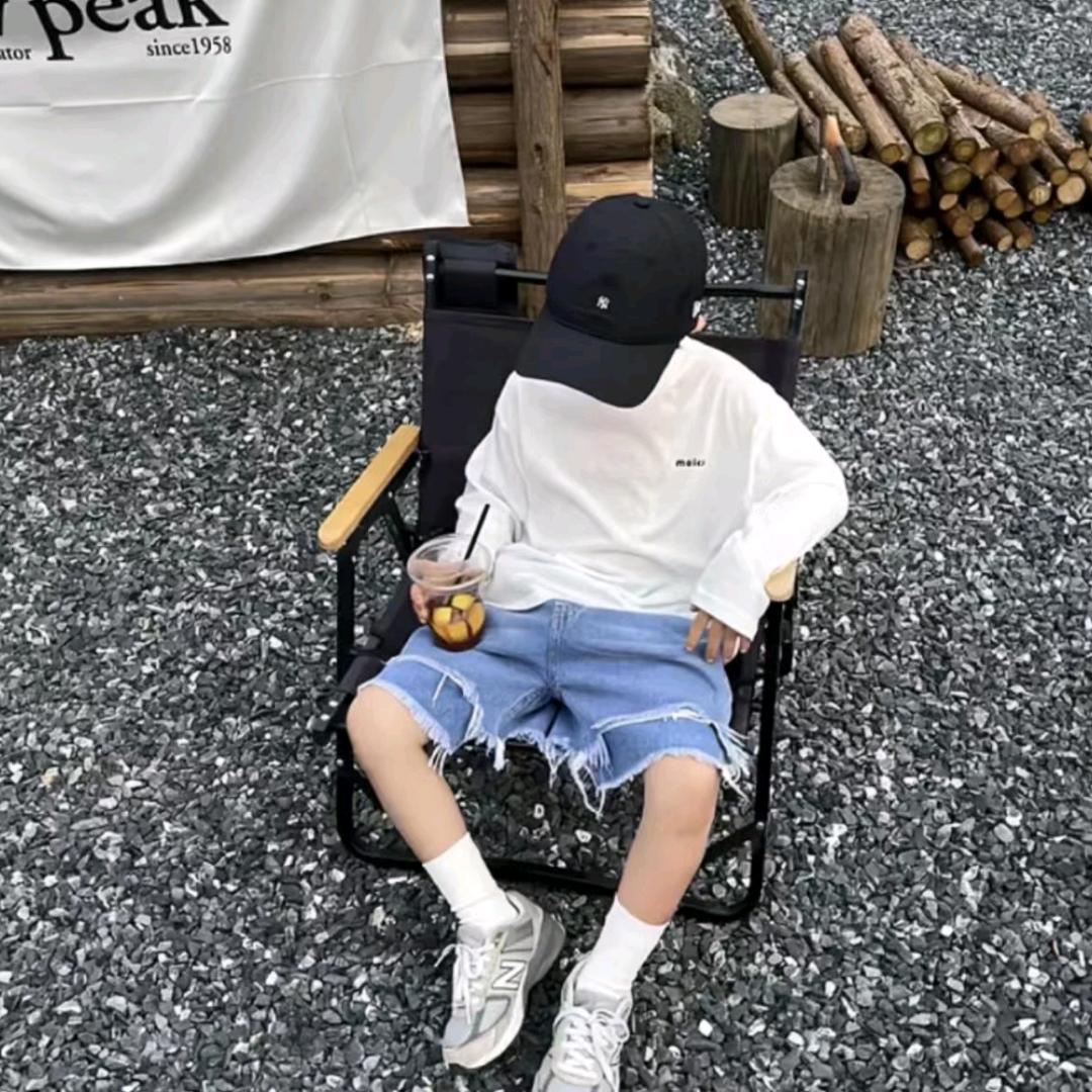 L  ✨