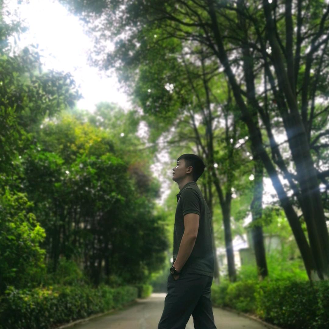 薇琪她哥