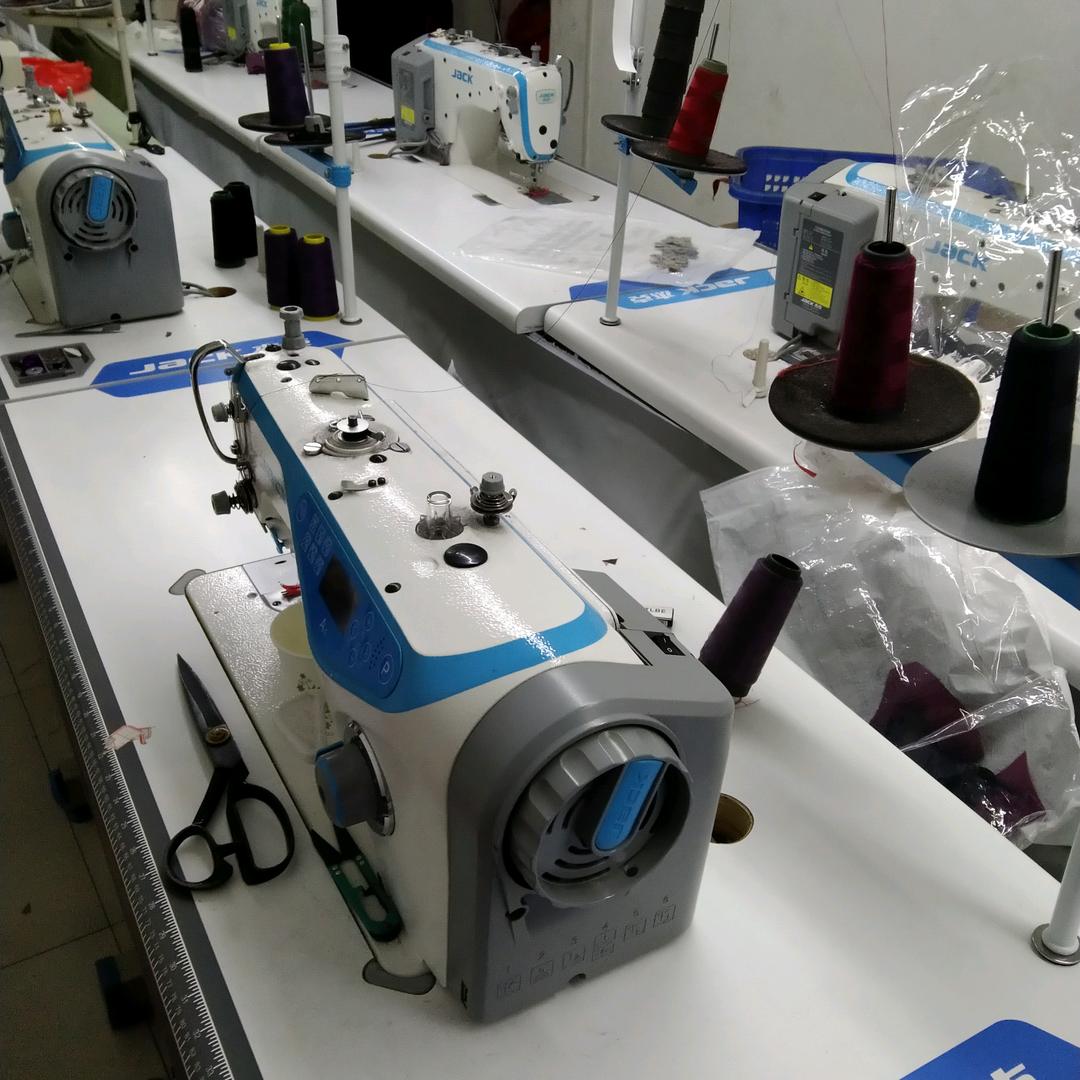 知足常乐党家小哥哥